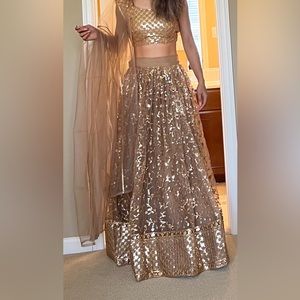 Lehenga skirt, blouse and shawl
